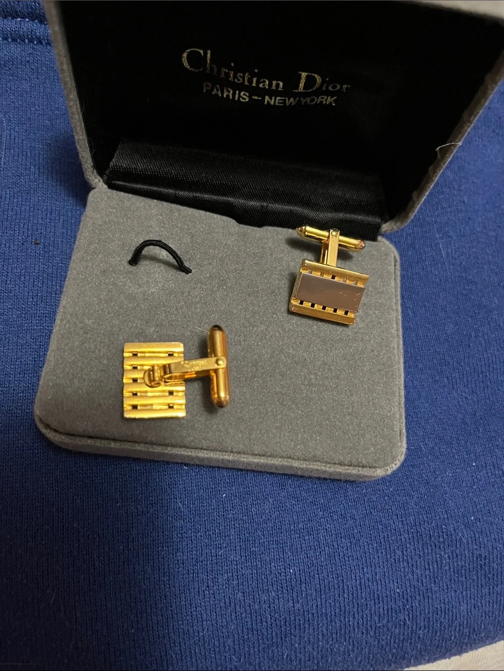 💙💙💙Dior Gold Tone Cufflinks with Silver tone  Inlay💙💙💙